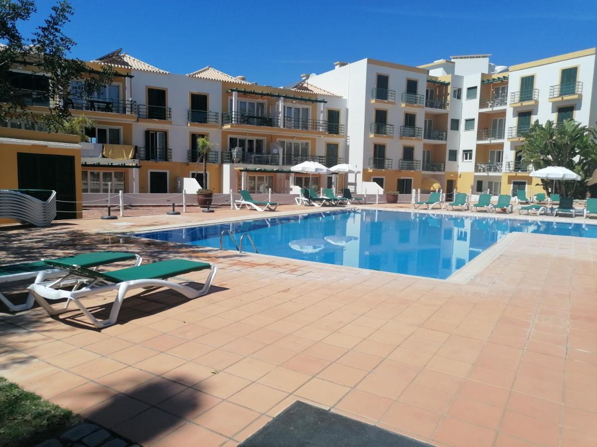 Apartamento 405 Em Urbanizacao Com Piscinas Apartment ตาวิรา ภายนอก รูปภาพ