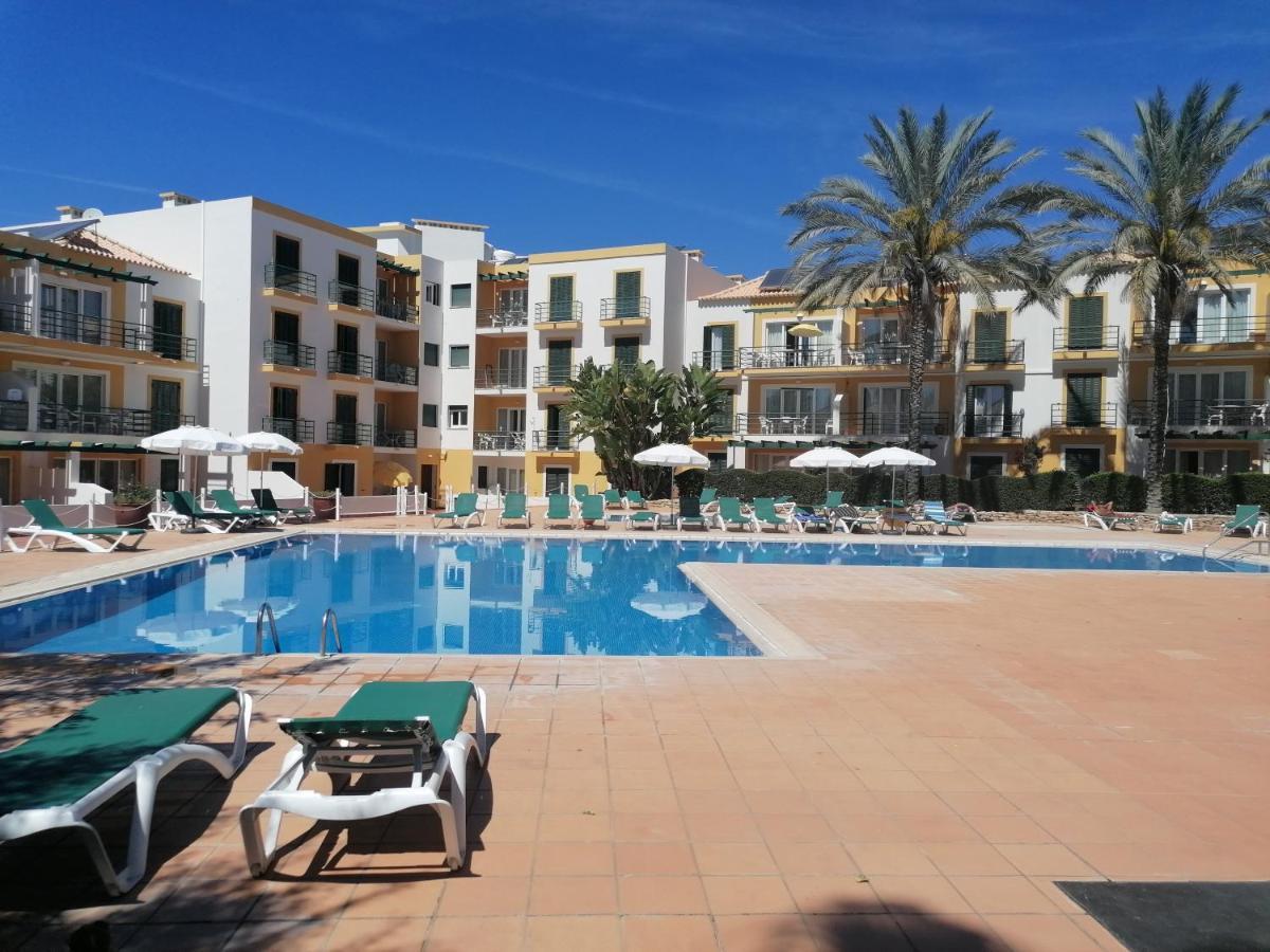 Apartamento 405 Em Urbanizacao Com Piscinas Apartment ตาวิรา ภายนอก รูปภาพ